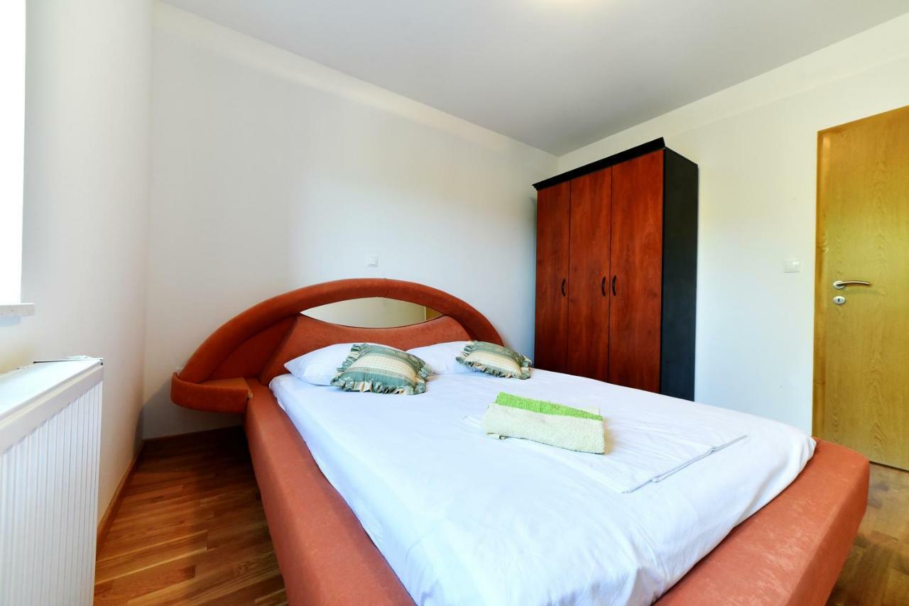 Apartman Hertz Imotski Exterior foto